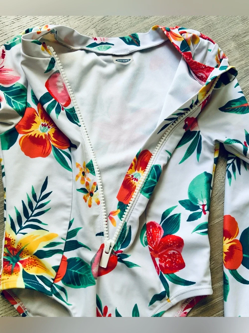 Old Navy Floral Long Sleeve Zip One-Piece Swimsuit Girls 5T